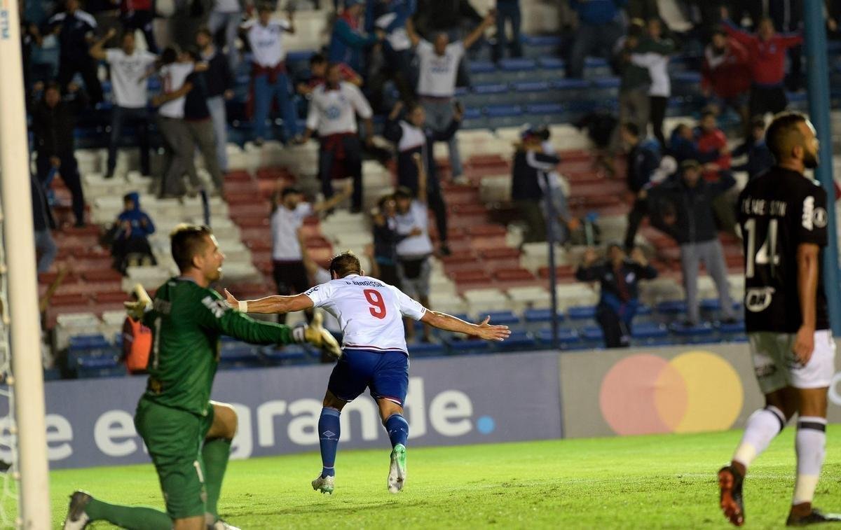 Nacional venceu Atltico por 1 a 0 no Gran Parque Central com gol de Bergessio