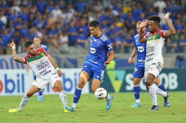 Fotos do jogo entre Cruzeiro e Brusque, no Mineiro, em Belo Horizonte, pela segunda rodada da Srie B do Campeonato Brasileiro