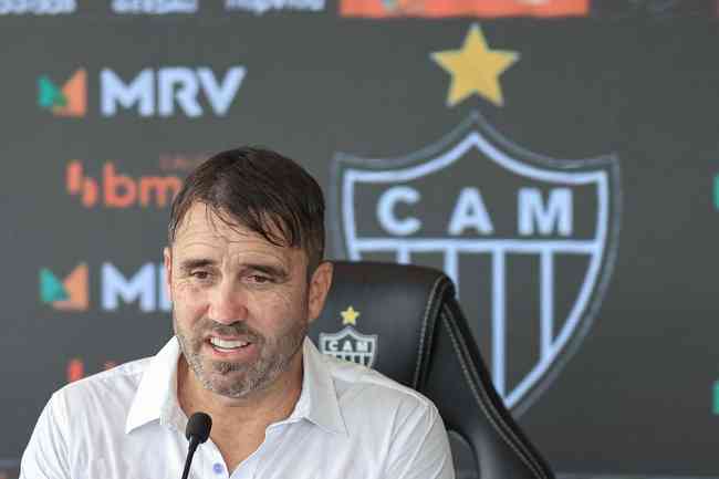 Eduardo Coudet fala sobre esquema de jogo para o Galo e elogia elenco