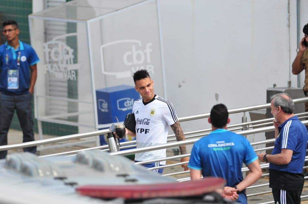 Jogadores deixam Independência após treino