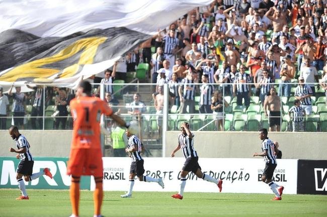 Atltico comeou arrasador e abriu 3 a 0 com gols de Elias (2) e Rger Guedes