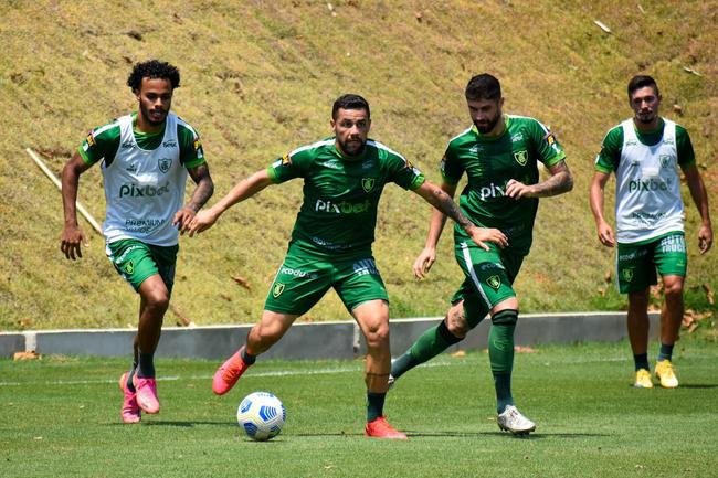 Fotos do treino do Am�rica no CT Lanna Drumond nesta sexta-feira (01/10)