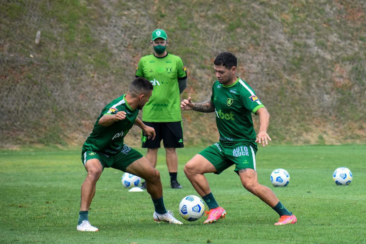 Treino do Amrica realizado nesta tera-feira (26/10) no CT Lanna Drumond, em Belo Horizonte