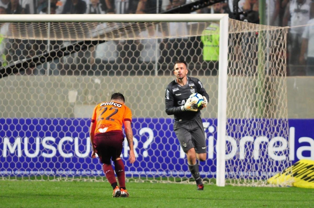 Fotos do jogo desta segunda-feira entre Galo e Furaco