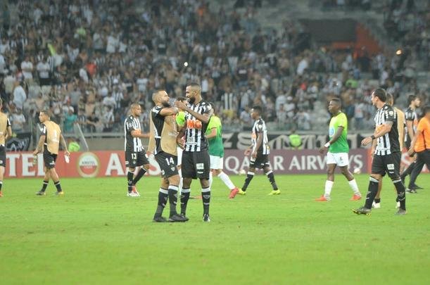 Veja fotos da partida entre Atltico e Zamora, no Mineiro