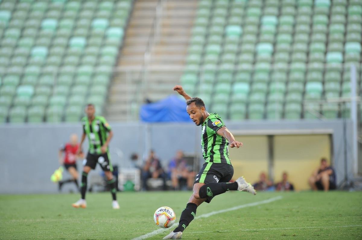 Amrica e Boa Esporte empataram em jogo movimentado no Independncia 