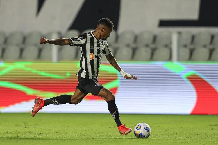 Fotos do jogo entre Santos e Atlético, na Vila Belmiro, em Santos, pela sétima rodada do Campeonato Brasileiro de 2021