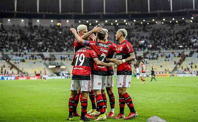 Flamengo eliminou o Grmio na Copa do Brasil, mas torcida deu mau exemplo no Maracan