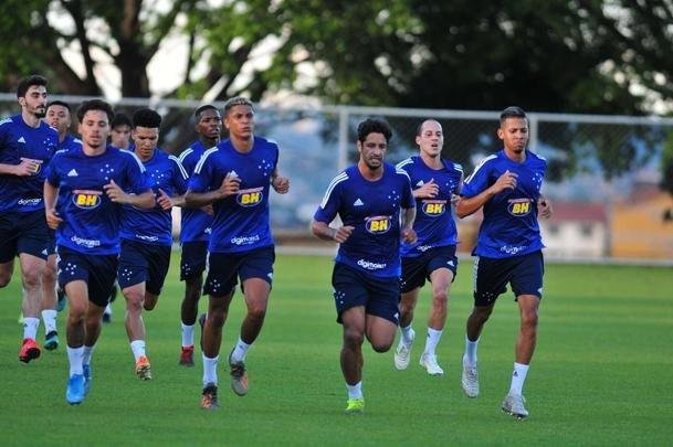Fotos da reapresentao do Cruzeiro na Toca da Raposa II