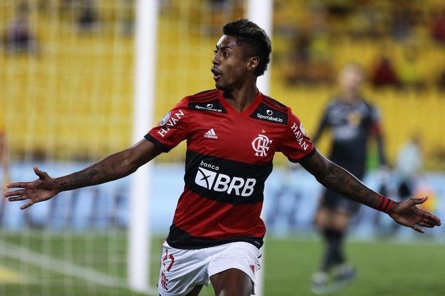 Flamengo vence Barcelona de Guayaquil novamente e vai  final da Copa Libertadores para enfrentar o Palmeiras. Deciso ser em Montevidu, no Uruguai, em 27 de novembro