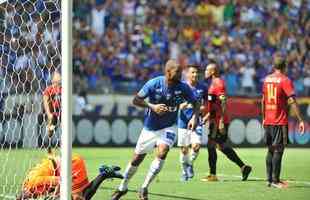 Cruzeiro e Sport se enfrentam pela quinta rodada do Campeonato Brasileiro, no Mineiro