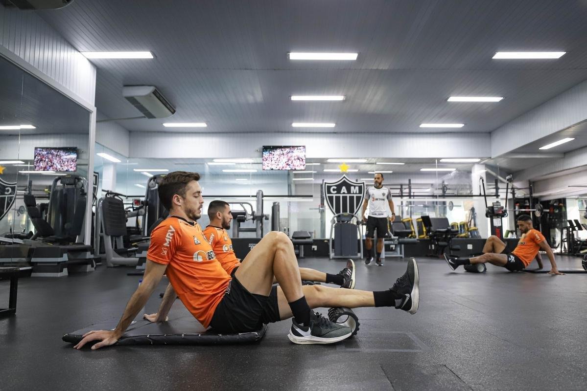 Fotos do treino do Atltico antes da viagem para a Argentina