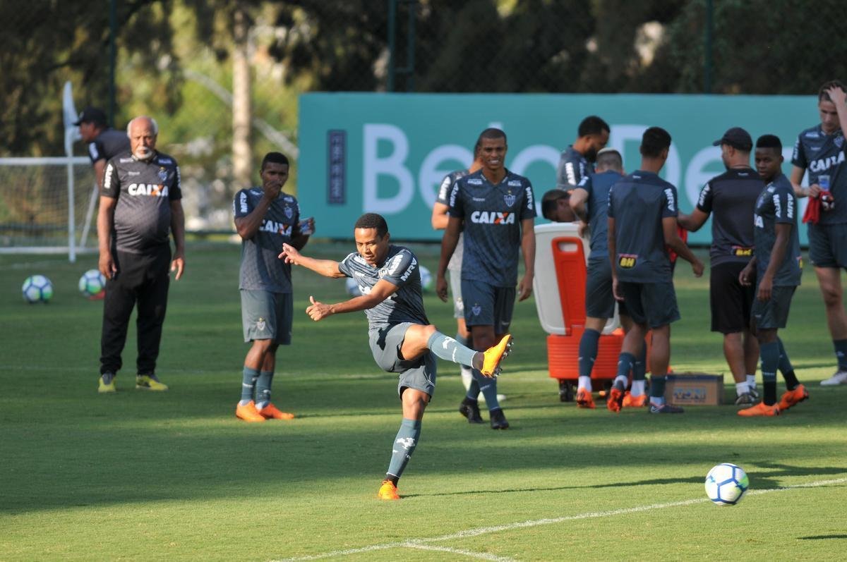 Jogadores do Atltico treinaram na tarde desta quinta-feira, dia seguinte ao empate por 0 a 0 com a Chapecoense