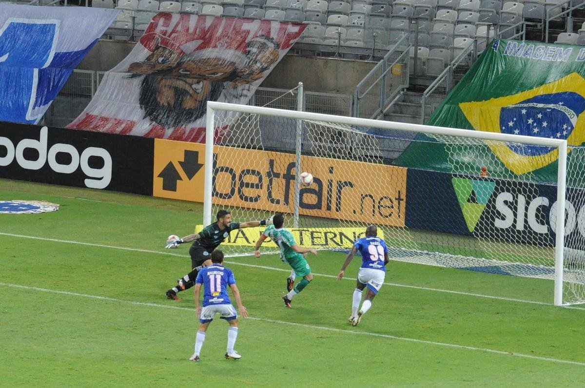 Cruzeiro x Juventude: fotos do jogo desta sexta-feira, no Mineiro, pela 16 rodada da Srie B