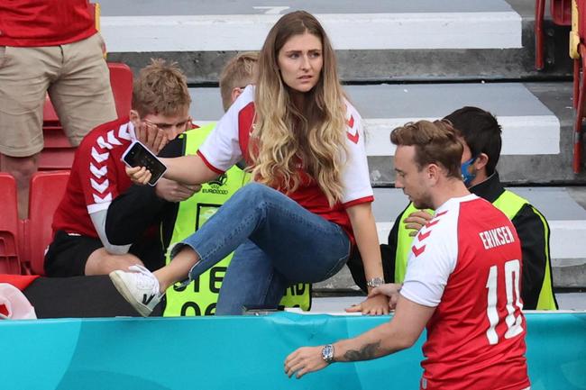 Reação de companheiros, esposa, adversários e torcedores após queda de Eriksen