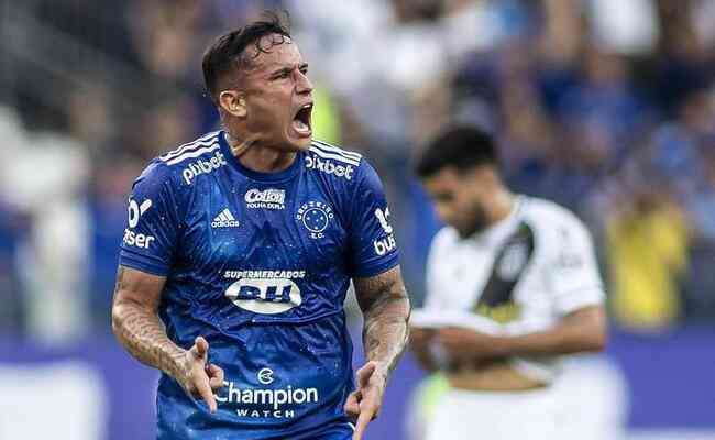 Cruzeiro venceu a Ponte Preta por 2 a 0 no duelo do primeiro turno, no Mineiro