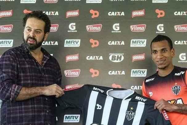 O venezuelano Otero foi apresentado no Atlético na tarde desta sexta-feira