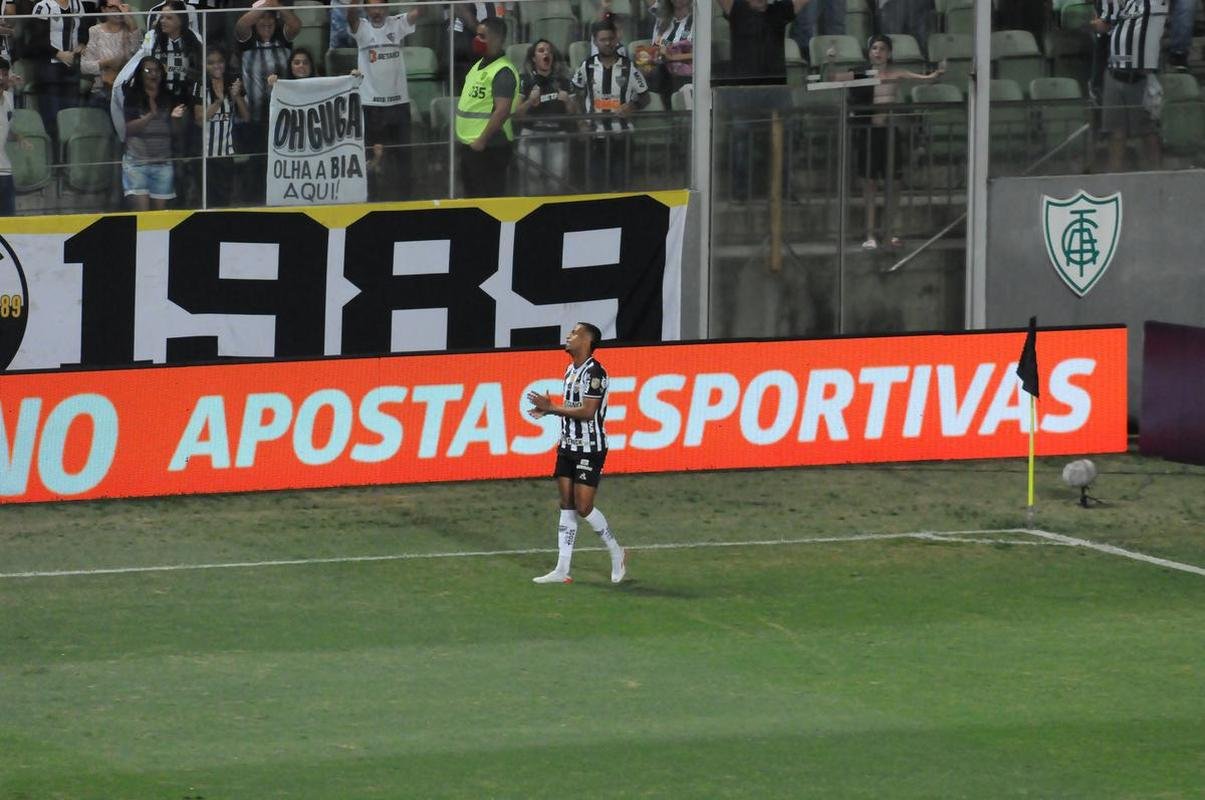 Fotos da vitria do Atltico por 2 a 0 sobre Atltico-GO pelo Campeonato Brasileiro