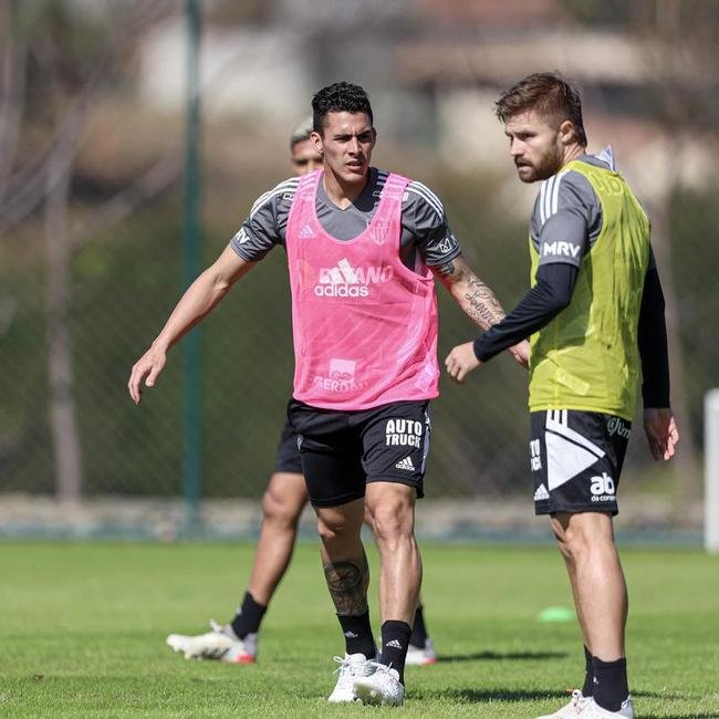 Fotos do treino do Atl�tico na Cidade do Galo nesta quinta-feira (7). Jair fez atividades com bola, mas pouco contato, enquanto Keno fez trabalhos leves com bola e corridas em campo.