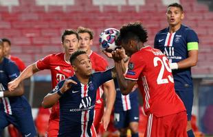 No segundo tempo, Kingsley Coman colocou o Bayern em vantagem com gol de cabea: 1 a 0