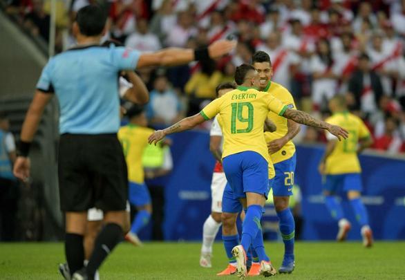 Fotos da decisão da Copa América entre Brasil e Peru, no Maracanã