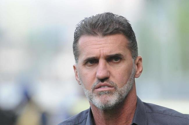 Vagner Mancini (2019) - uma vitria, um empate e uma derrota