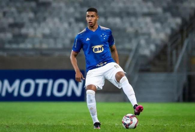 Paulo Eduardo (zagueiro)