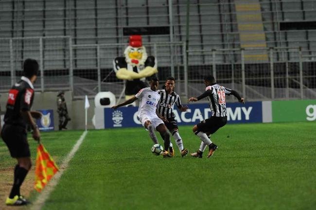 Atl�tico e Santos se enfrentaram, no Independ�ncia, pela 13� rodada do Campeonato Brasileiro