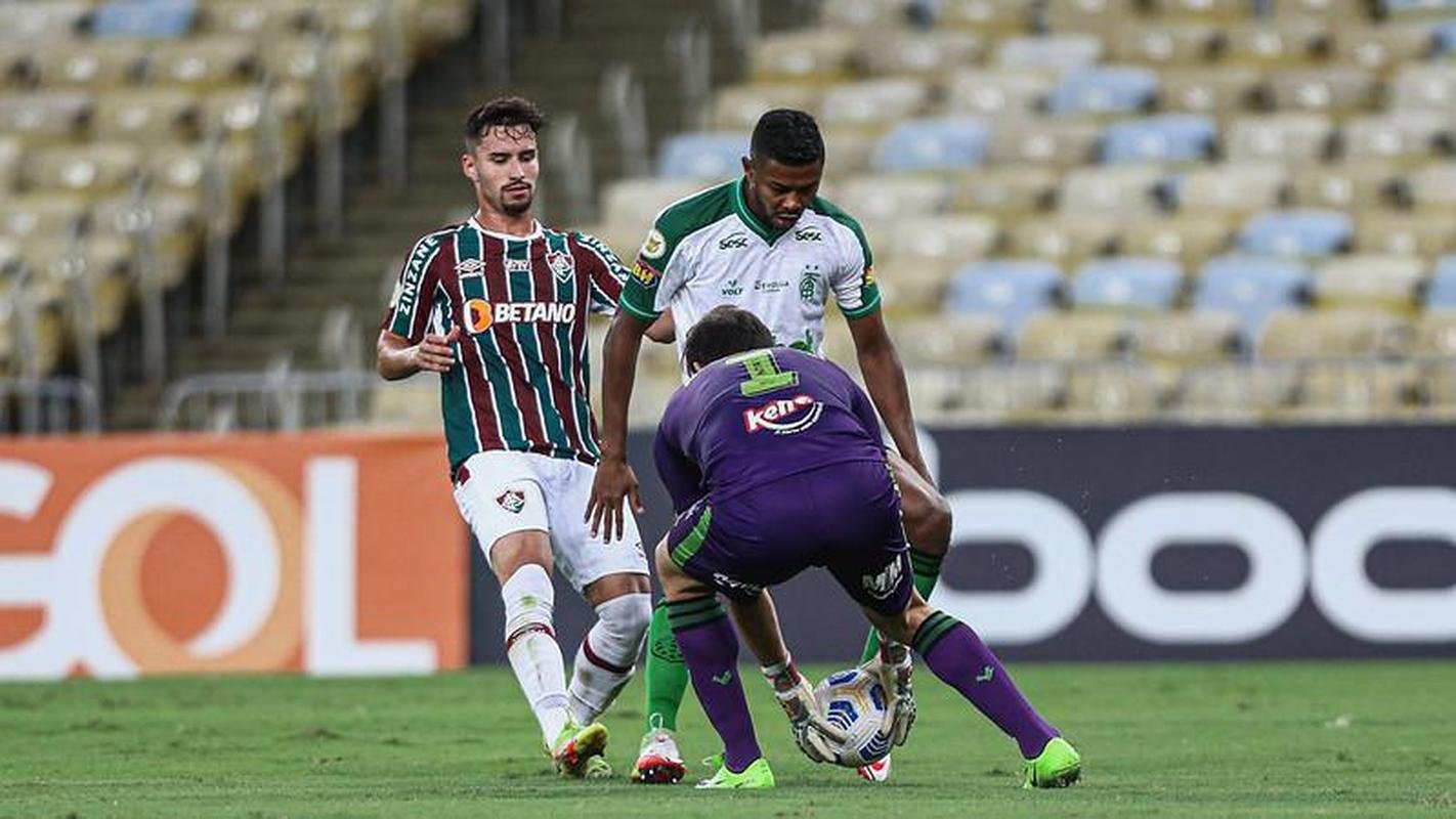 Fotos da vitria do Fluminense sobre o Amrica, no Maracan, no Rio de Janeiro, pela 34 rodada do Campeonato Brasileiro