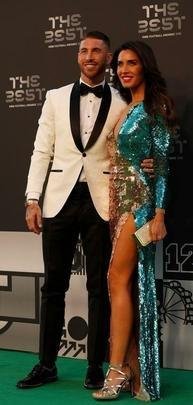 O zagueiro espanhol Sergio Ramos e sua companheira Pilar Rubio 