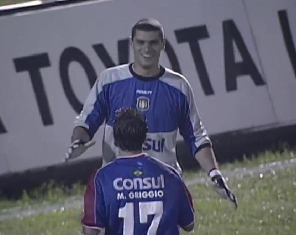 O So Caetano estreou na Libertadores em 6 de maro de 2001