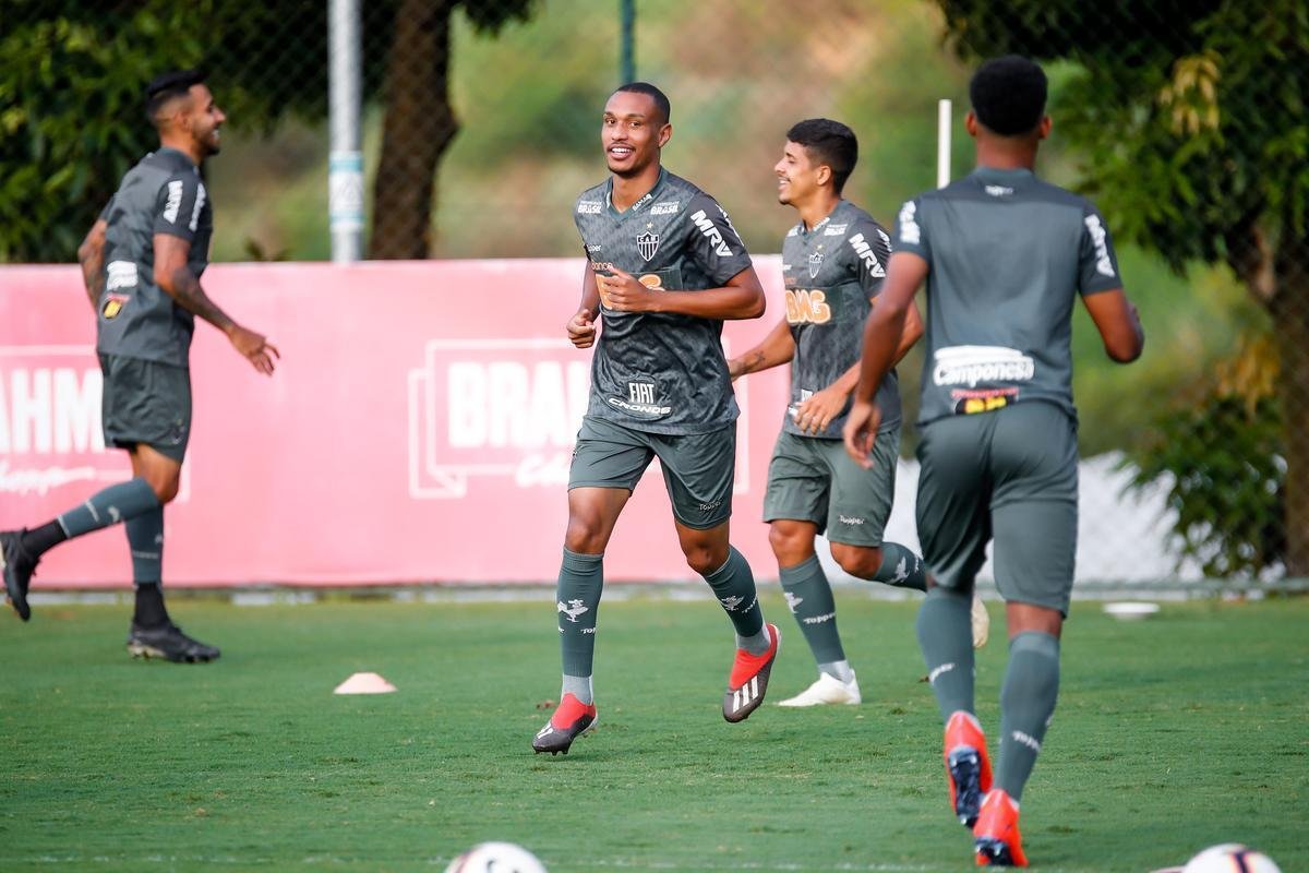 O tcnico Levir Culpi comandou, na tarde desta tera-feira, treinamento na Cidade do Galo