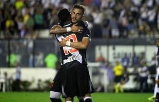 Fotos do duelo entre Vasco e Am�rica, em S�o Janu�rio, pela quarta rodada do Brasileiro