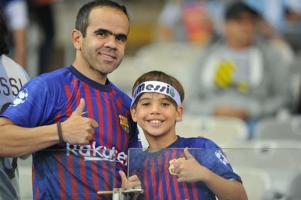 Torcedores na partida entre Argentina e Paraguai, no Mineiro, pela Copa Amrica