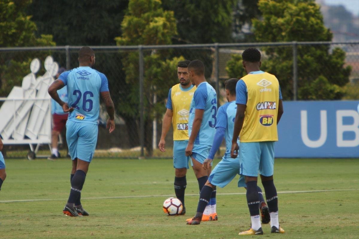 Imagens do treino do Cruzeiro neste domingo (20/05/2018)