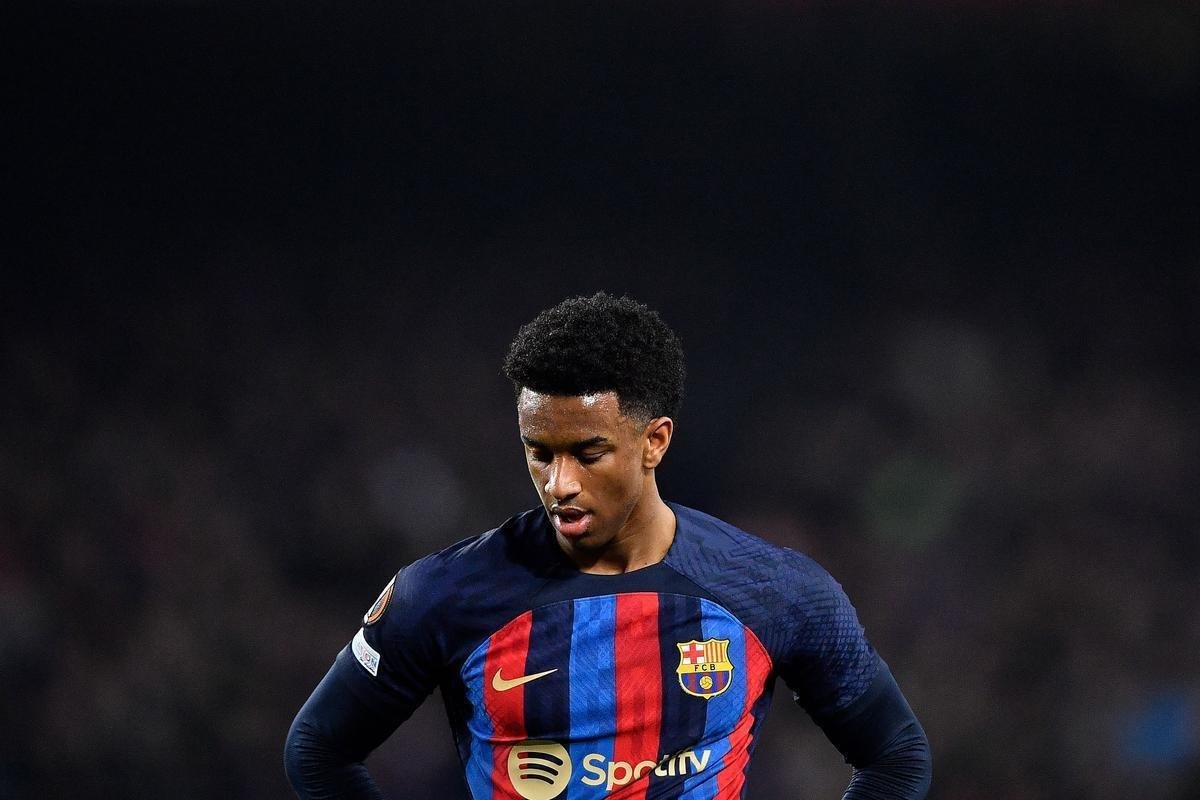 6 Alejandro Balde (Barcelona)