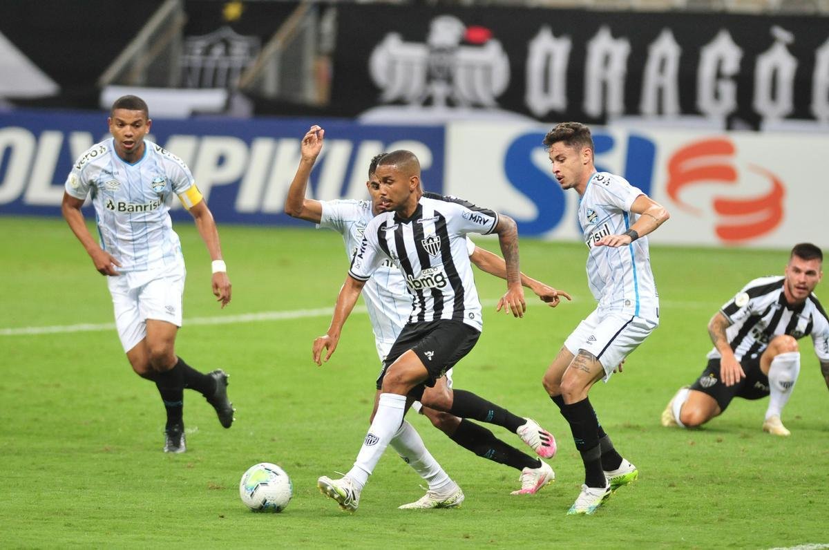 Fotos do jogo entre Atltico e Grmio, no Mineiro