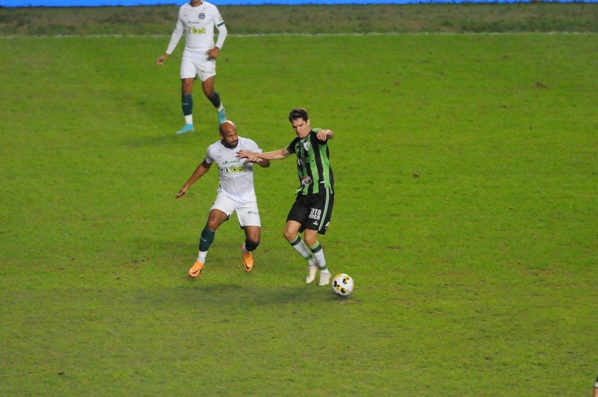 Amrica e Gois se enfrentaram no Independncia, pela 15 rodada da Srie A do Campeonato Brasileiro