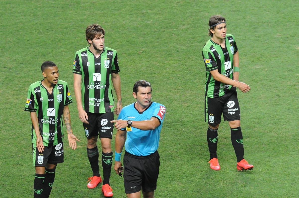 Amrica x Nutico: fotos do jogo desta sexta-feira (09/10), no Independncia, pela 15 rodada da Srie B