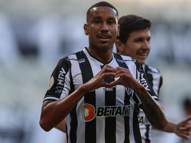 5� Mat�as Zaracho, Jair (foto), Eduardo Sasha e Keno - 7 gols
