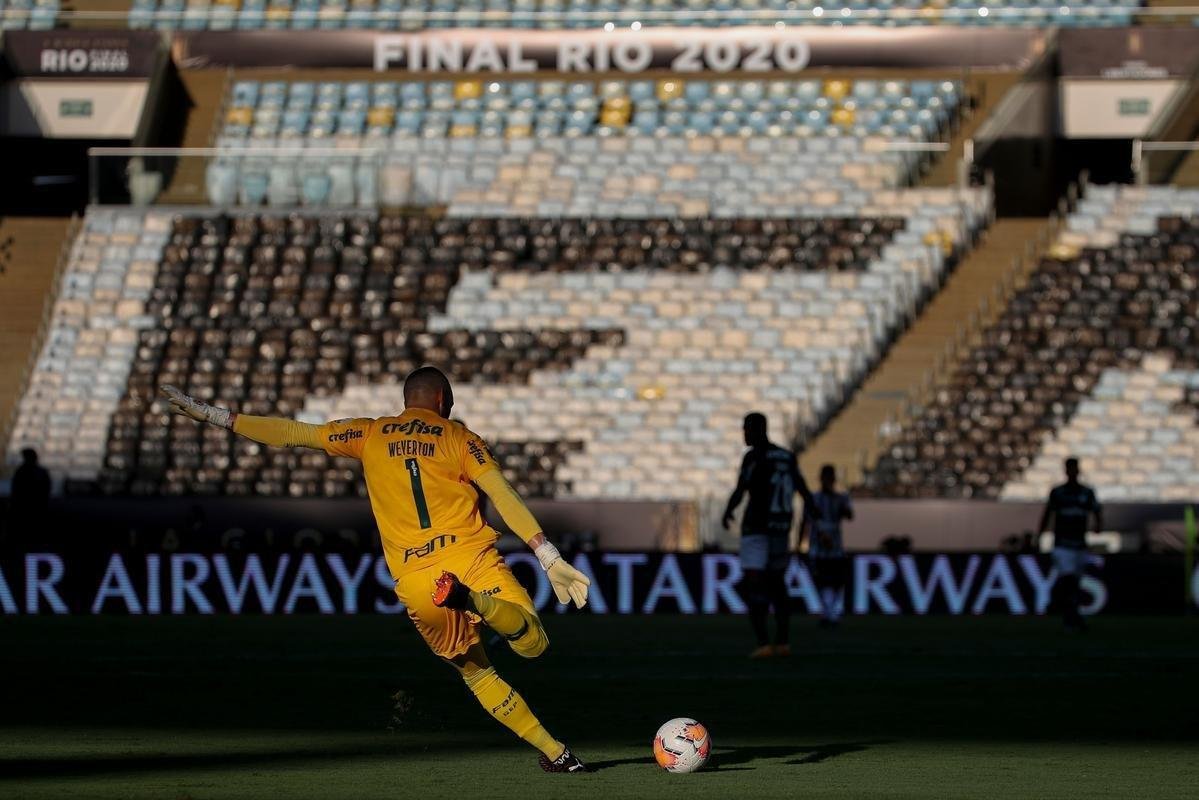 Fotos da deciso da Copa Libertadores 2020 entre Palmeiras e Santos, no Maracan, no Rio de Janeiro (AFP / Mauro Pimentel / Ricardo Moraes /  Silvia Izquierdo)