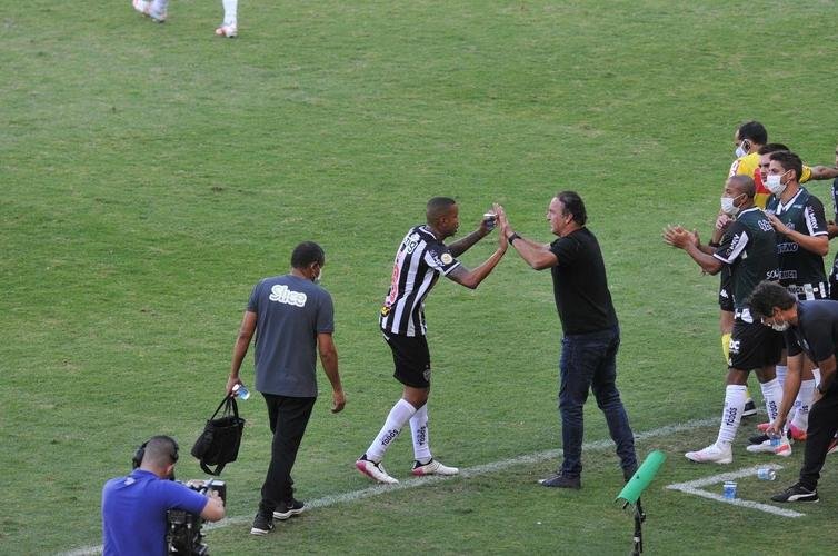 Fotos do jogo entre Atltico e So Paulo, no Mineiro, pela 3 rodada do Campeonato Brasileiro