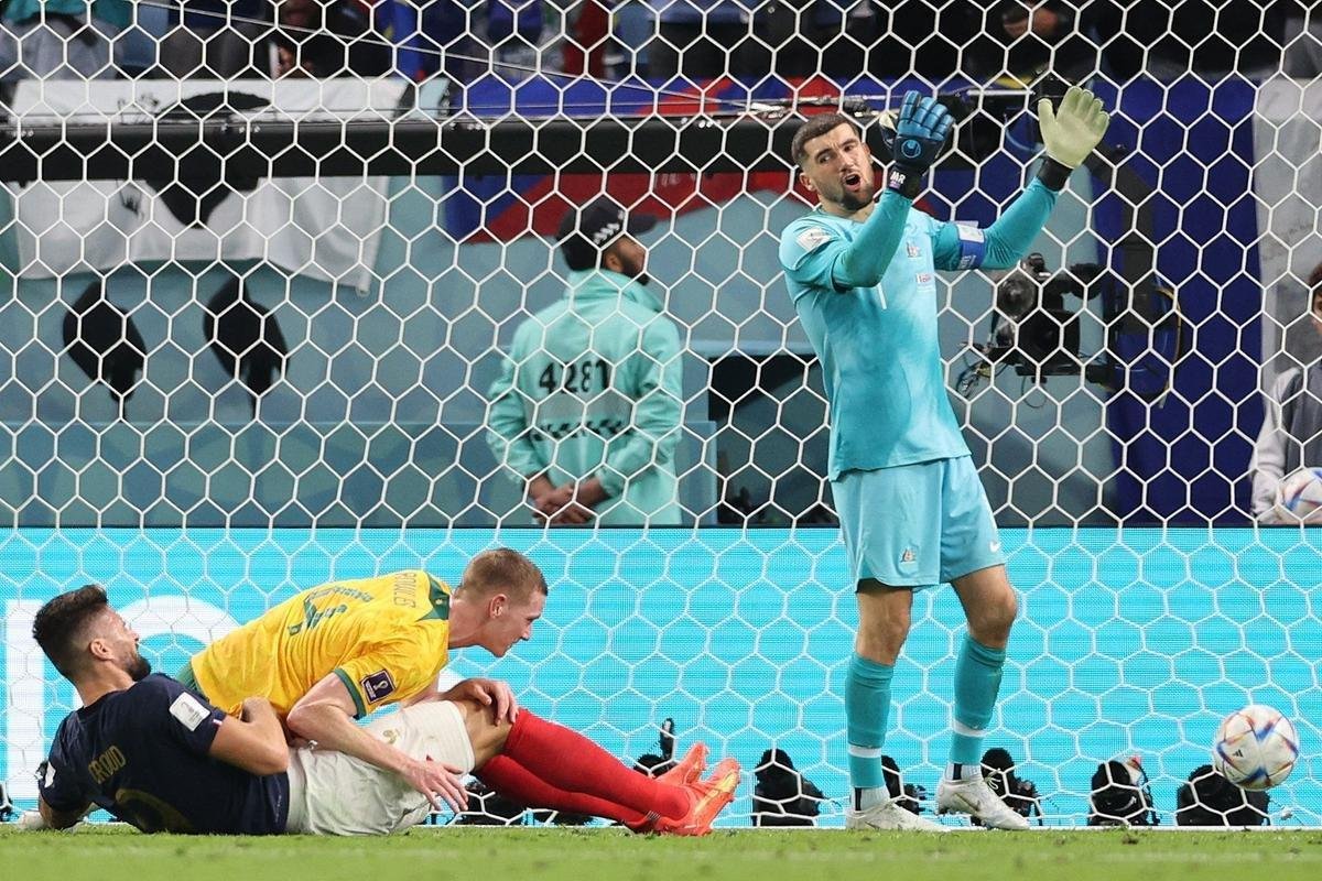 Imagens do jogo entre Frana e Austrlia, pelo Grupo D da Copa do Mundo