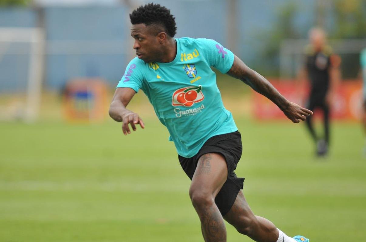 Seleo Brasileira concluiu na Toca da Raposa II, CT do Cruzeiro, em BH, a preparao para enfrentar o Paraguai no Mineiro pelas Eliminatrias da Copa do Mundo do Catar