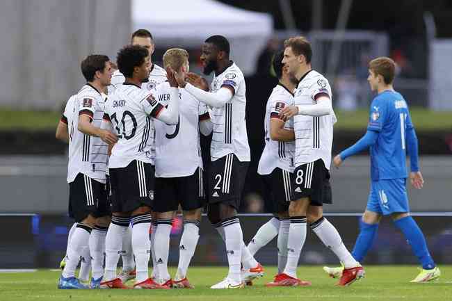 Alemanha jogou e venceu a Islndia por 4 a 0 na quarta-feira