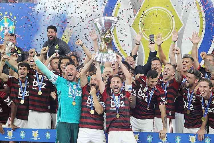 1 - Flamengo: R$ 1.696.200.000,00