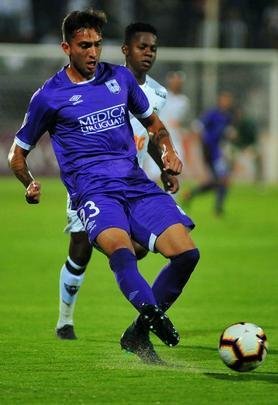 Imagens da partida entre Defensor e Atlético, em Montevidéu, pela Libertadores