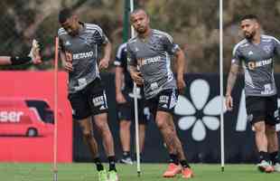 Ainda sem Arana, Atltico teve treino na Cidade do Galo, nesta segunda-feira (8), para o confronto com o Palmeiras pela Copa Libertadores.