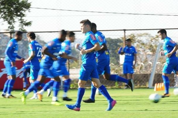 Fotos do ltimo treino do Cruzeiro antes do jogo contra o Grmio pela Primeira Liga (Gladyston Rodrigues/EM D.A Press)