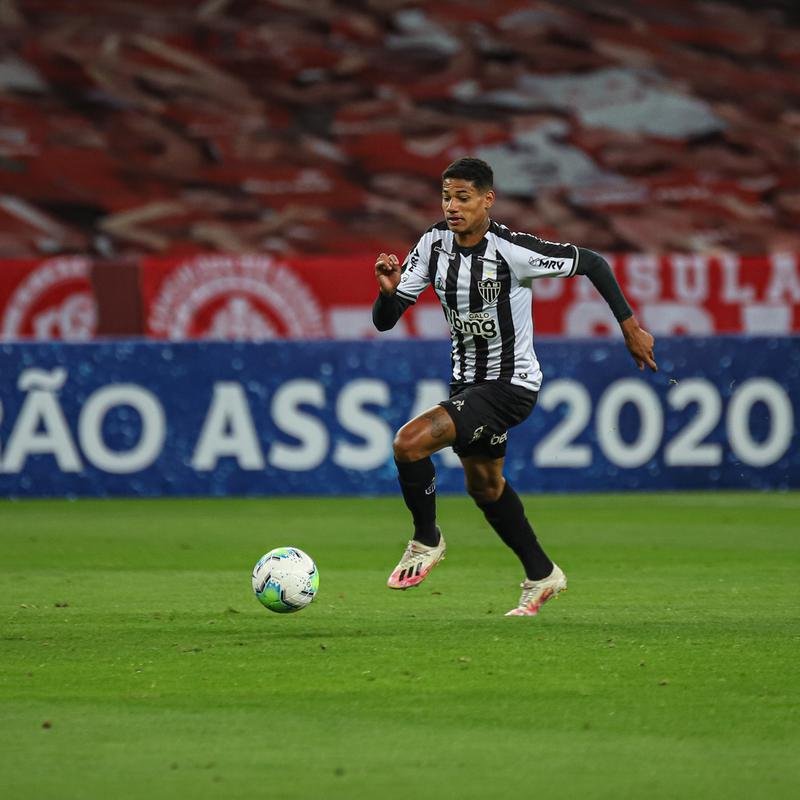 Fotos do duelo entre Internacional e Atltico, neste sbado, no Beira-Rio, em Porto Alegre, pela quinta rodada do Brasileiro